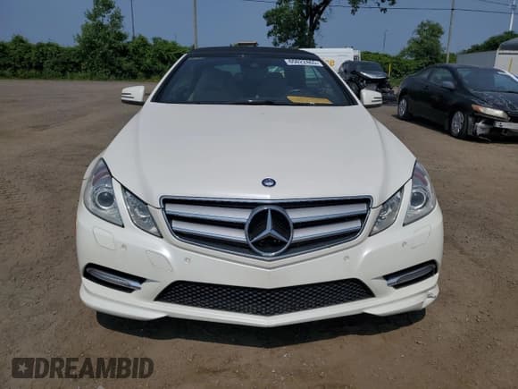 ✅ 2012 Mercedes-Benz E 550 • VIN: WDDKK7DF1CF151401 • Лот: 65022465. Опубликован ранее на Copart с пробегом 67 508 миль. Бесплатный доступ к архиву аукционных продаж из США и подробный отчёт об истории автомобиля на DreamBid. Изображение 5.