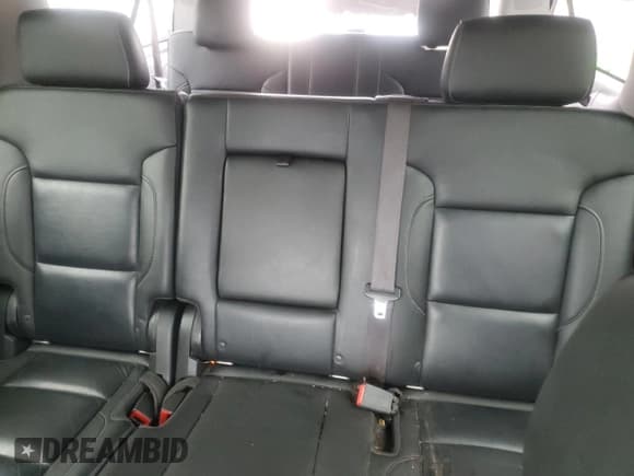 ✅ 2016 Chevrolet Suburban LT • VIN: 1GNSCHKC1GR237471 • Lot: 83938735. Listed on Copart with 212,095 mi. Free auction sales archive from the USA and detailed vehicle history report at DreamBid. Image 10.