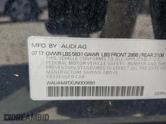 ✅ 2018 Audi A8 • VIN: WAU44AFD0JN000880 • Лот: 54751235. Опубликован ранее на Copart с пробегом 76 161 миль. Бесплатный доступ к архиву аукционных продаж из США и подробный отчёт об истории автомобиля на DreamBid. Изображение 13.