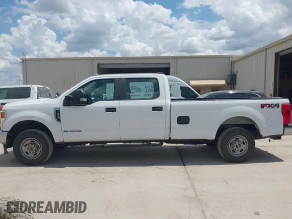 ✅ 2020 Ford F-250 XL • VIN: 1FT7W2BT7LEE03478 • Lot: 42930044. Listed on IAAI with 245,098 mi. Free auction sales archive from the USA and detailed vehicle history report at DreamBid. Image 14.