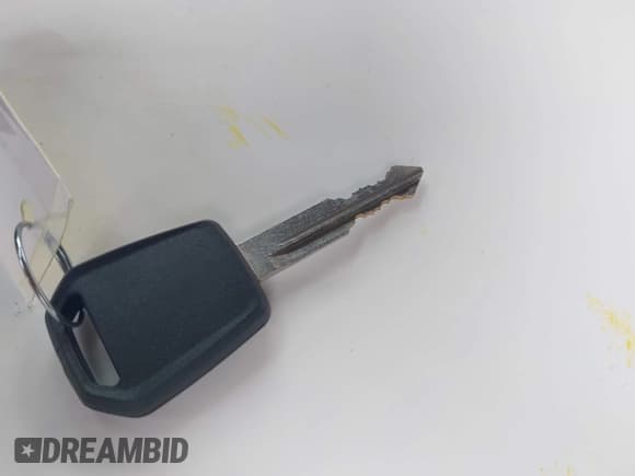 ✅ 2008 Ford F-250 XL • VIN: 1FTSX20508EB46165 • Лот: 42106385. Опубликован ранее на IAAI с пробегом 168 668 миль. Бесплатный доступ к архиву аукционных продаж из США и подробный отчёт об истории автомобиля на DreamBid. Изображение 11.