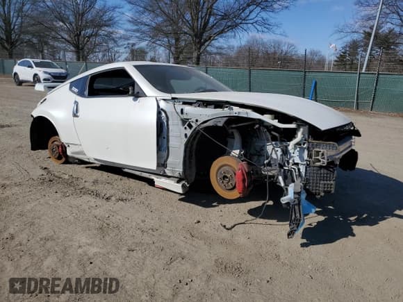 ✅ 2019 Nissan 370Z • VIN: JN1AZ4EH3KM421791 • Лот: 46293785. Опубликован ранее на Copart с пробегом Не указан. Бесплатный доступ к архиву аукционных продаж из США и подробный отчёт об истории автомобиля на DreamBid. Изображение 4.