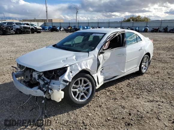 2016 Chevrolet Malibu LT с VIN 1G11C5SA3GF104285, выставлен на аукционе Copart как лот 76307614 с пробегом Не указан миль и Списание • Salvage title. История ставок и продаж доступна на DreamBid. Изображение 1.