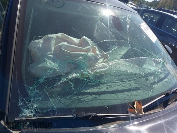 ✅ 2018 Dodge Charger Police • VIN: 2C3CDXAT7JH144133 • Lot: 43520659. Wystawiony na IAAI z przebiegiem 80 566 mil. Bezpłatny archiwum sprzedaży aukcyjnych z USA i szczegółowy raport historii pojazdu na DreamBid. Zdjęcie 19.