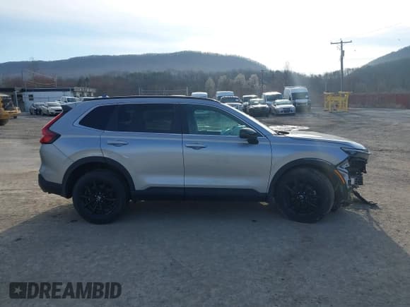 ✅ 2023 Honda CR-V Sport • VIN: 7FARS6H57PE023781 • Lot: 41829582. Wystawiony na IAAI z przebiegiem 9 651 mil. Bezpłatny archiwum sprzedaży aukcyjnych z USA i szczegółowy raport historii pojazdu na DreamBid. Zdjęcie 14.