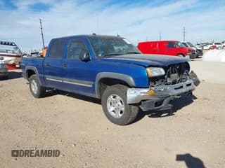 ✅ 2004 Chevrolet Silverado 1500 Z71 • VIN: 2GCEK13T141335872 • Lot: 43654703. Wystawiony na IAAI z przebiegiem 230 321 mil. Bezpłatny archiwum sprzedaży aukcyjnych z USA i szczegółowy raport historii pojazdu na DreamBid. Zdjęcie 1.