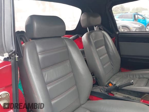 ✅ 1986 Alfa Romeo Spider Veloce • VIN: ZARBA5418G1040472 • Lot: 42551536. Listed on IAAI with 99,614 mi. Free auction sales archive from the USA and detailed vehicle history report at DreamBid. Image 8.