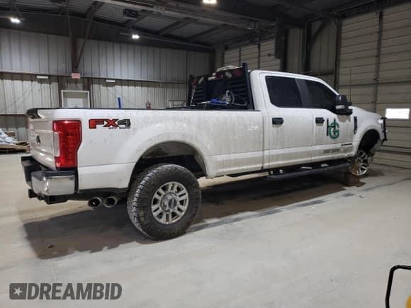 ✅ 2019 Ford F-350 XL • VIN: 1FT8W3BT4KEE71388 • Lot: 83966085. Wystawiony na Copart z przebiegiem 232 875 mil. Bezpłatny archiwum sprzedaży aukcyjnych z USA i szczegółowy raport historii pojazdu na DreamBid. Zdjęcie 3.