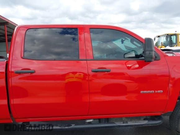 ✅ 2015 Chevrolet Silverado 2500HD LT • VIN: 1GC1KVE81FF124195 • Lot: 42883281. Listed on IAAI with 331,547 mi. Free auction sales archive from the USA and detailed vehicle history report at DreamBid. Image 13.