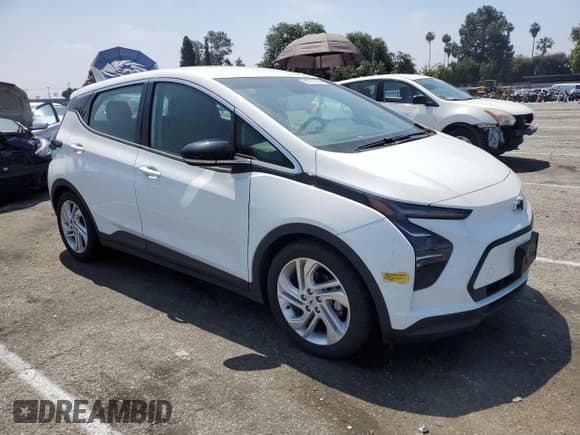✅ 2022 Chevrolet Bolt EV 1LT • VIN: 1G1FW6S03N4116391 • Lot: 57771074. Wystawiony na Copart z przebiegiem 27 177 mil. Bezpłatny archiwum sprzedaży aukcyjnych z USA i szczegółowy raport historii pojazdu na DreamBid. Zdjęcie 4.