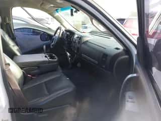 2011 Chevrolet Silverado 1500 LT z VIN 3GCPKSE30BG276541, wystawiony jako IAAI lot #43330976 z przebiegiem 241 910 mil mil oraz . Historia ofert i sprzedaży dostępna na DreamBid. Obrazek 5.