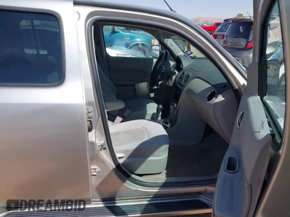 ✅ 2008 Chevrolet HHR LT • VIN: 3GNDA23D28S540874 • Lot: 41726215. Listed on IAAI with 255,576 mi. Free auction sales archive from the USA and detailed vehicle history report at DreamBid. Image 5.