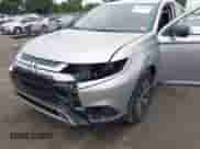 2019 Mitsubishi Outlander ES z VIN JA4AD2A3XKZ053441, wystawiony jako IAAI lot #43036074 z przebiegiem 105 182 mil mil oraz . Historia ofert i sprzedaży dostępna na DreamBid. Obrazek 6.