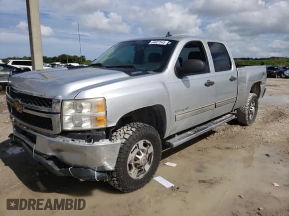 ✅ 2014 Chevrolet Silverado 2500HD LT • VIN: 1GC1KXCG8EF181594 • Лот: 64607545. Опубликован ранее на Copart с пробегом 277 608 миль. Бесплатный доступ к архиву аукционных продаж из США и подробный отчёт об истории автомобиля на DreamBid. Изображение 1.