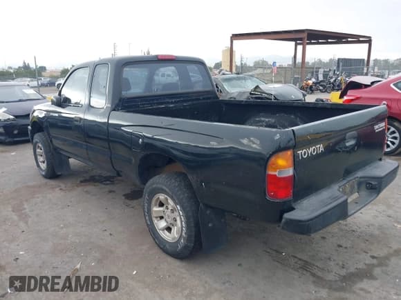 ✅ 1999 Toyota Tacoma PreRunner • VIN: 4TASN92N7XZ413641 • Lot: 43876080. Listed on IAAI with 220,805 mi. Free auction sales archive from the USA and detailed vehicle history report at DreamBid. Image 3.