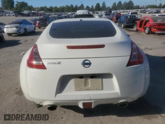 ✅ 2013 Nissan 370Z • VIN: JN1AZ4EH7DM383758 • Лот: 85679355. Опубликован ранее на Copart с пробегом 121 832 миль. Бесплатный доступ к архиву аукционных продаж из США и подробный отчёт об истории автомобиля на DreamBid. Изображение 6.
