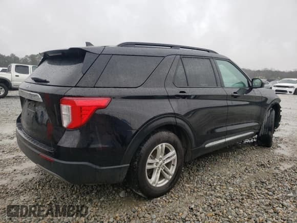 ✅ 2022 Ford Explorer XLT • VIN: 1FMSK7DH9NGA50238 • Lot: 48113795. Wystawiony na Copart z przebiegiem 70 140 mil. Bezpłatny archiwum sprzedaży aukcyjnych z USA i szczegółowy raport historii pojazdu na DreamBid. Zdjęcie 3.