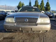 ✅ 2004 Mercury Grand Marquis LS Premium • VIN: 2MEFM75W34X685573 • Lot: 87379275. Wystawiony na Copart z przebiegiem 230 777 mil. Bezpłatny archiwum sprzedaży aukcyjnych z USA i szczegółowy raport historii pojazdu na DreamBid. Zdjęcie 5.