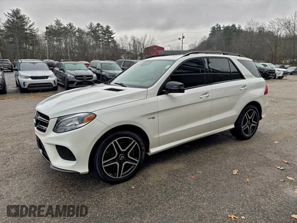 ✅ 2018 Mercedes-Benz GLE 43 AMG • VIN: 4JGDA6EB6JB072804 • Lot: 94402295. Wystawiony na Copart z przebiegiem 123 660 mil. Bezpłatny archiwum sprzedaży aukcyjnych z USA i szczegółowy raport historii pojazdu na DreamBid. Zdjęcie 2.