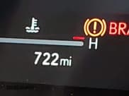 ✅ 2025 Lexus UX 300h • VIN: JTHUCJDH8S2004933 • Lot: 41584822. Listed on IAAI with 722 mi. Free auction sales archive from the USA and detailed vehicle history report at DreamBid. Image 15.