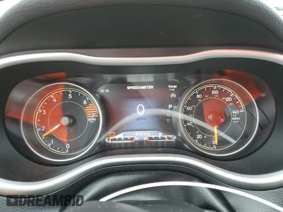 ✅ 2016 Jeep Cherokee Trailhawk • VIN: 1C4PJMBB7GW343851 • Lot: 81945015. Wystawiony na Copart z przebiegiem 91 513 mil. Bezpłatny archiwum sprzedaży aukcyjnych z USA i szczegółowy raport historii pojazdu na DreamBid. Zdjęcie 9.