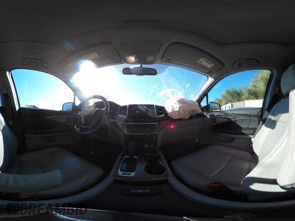 ✅ 2018 Honda Pilot EX-L • VIN: 5FNYF6H5XJB013667 • Lot: 43400037. Listed on IAAI with 111,947 mi. Free auction sales archive from the USA and detailed vehicle history report at DreamBid. Image 18.