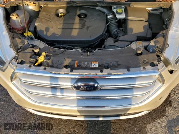 ✅ 2017 Ford Escape Titanium • VIN: 1FMCU9J95HUD17548 • Лот: 92945685. Опубликован ранее на Copart с пробегом 94 296 миль. Бесплатный доступ к архиву аукционных продаж из США и подробный отчёт об истории автомобиля на DreamBid. Изображение 11.