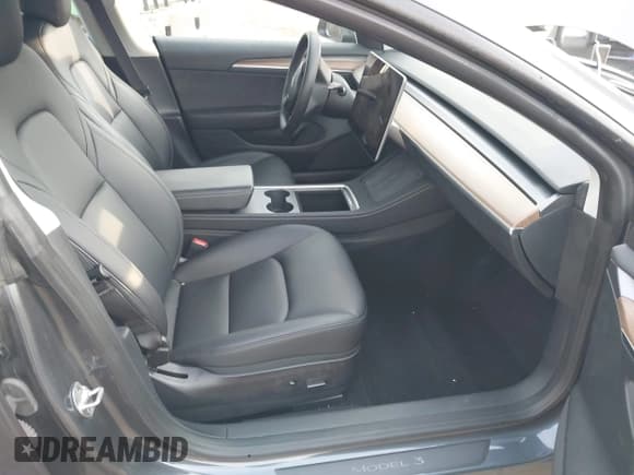 ✅ 2023 Tesla Model 3 • VIN: 5YJ3E1EA7PF470995 • Lot: 43555276. Wystawiony na IAAI z przebiegiem 66 403 mil. Bezpłatny archiwum sprzedaży aukcyjnych z USA i szczegółowy raport historii pojazdu na DreamBid. Zdjęcie 5.