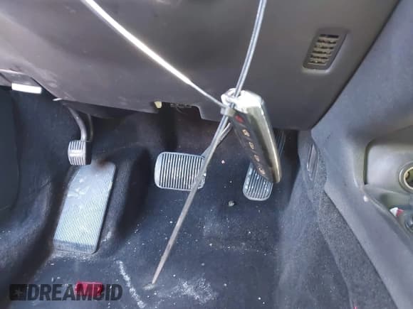 ✅ 2019 Lincoln MKT • VIN: 2LMHJ5NK1KBL00980 • Lot: 43603678. Listed on IAAI with 137,125 mi. Free auction sales archive from the USA and detailed vehicle history report at DreamBid. Image 11.