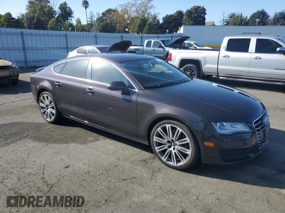 ✅ 2014 Audi A7 Premium Plus • VIN: WAUWMAFC4EN066371 • Lot: 91780115. Wystawiony na Copart z przebiegiem 157 811 mil. Bezpłatny archiwum sprzedaży aukcyjnych z USA i szczegółowy raport historii pojazdu na DreamBid. Zdjęcie 4.