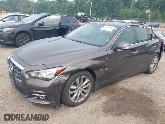 ✅ 2017 Infiniti Q50 Premium • VIN: JN1EV7AR6HM833788 • Lot: 42887882. Listed on IAAI with 95,424 mi. Free auction sales archive from the USA and detailed vehicle history report at DreamBid. Image 2.