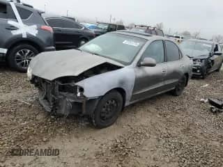 2000 Hyundai Elantra GLS with VIN KMHJF35F7YU008338, listed as a Copart auction lot 37261274 with 146,839 mi miles and Salvage title. Bid and sale history available at DreamBid. Image 1.