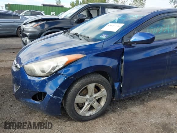 ✅ 2013 Hyundai Elantra Limited • VIN: KMHDH4AE3DU867995 • Lot: 43051546. Listed on IAAI with 113,195 mi. Free auction sales archive from the USA and detailed vehicle history report at DreamBid. Image 6.