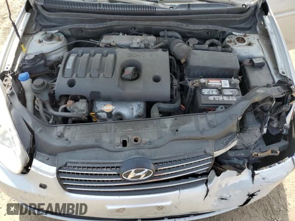 ✅ 2010 Hyundai Accent GL • VIN: KMHCN4BC4AU460068 • Лот: 60900915. Опубликован ранее на Copart с пробегом 242 708 миль. Бесплатный доступ к архиву аукционных продаж из США и подробный отчёт об истории автомобиля на DreamBid. Изображение 11.