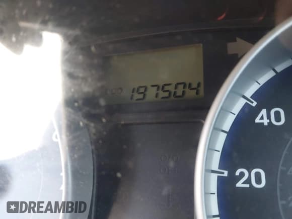 ✅ 2010 Hyundai Accent SE • VIN: KMHCN3AC8AU184845 • Lot: 43109343. Listed on IAAI with 197,504 mi. Free auction sales archive from the USA and detailed vehicle history report at DreamBid. Image 17.