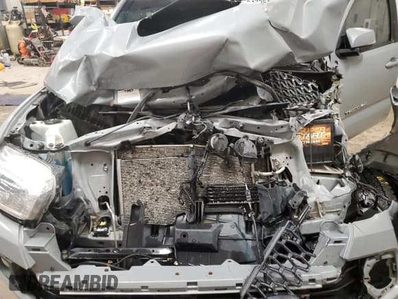 ✅ 2018 Toyota Tacoma TRD Sport • VIN: 3TMCZ5AN0JM183103 • Lot: 84736135. Listed on Copart with 89,743 mi. Free auction sales archive from the USA and detailed vehicle history report at DreamBid. Image 11.