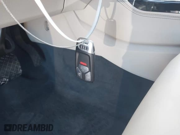 ✅ 2024 Audi Q5 S line Premium Plus • VIN: WA1EAAFY0R2097041 • Lot: 43547960. Wystawiony na IAAI z przebiegiem 7 346 mil. Bezpłatny archiwum sprzedaży aukcyjnych z USA i szczegółowy raport historii pojazdu na DreamBid. Zdjęcie 11.