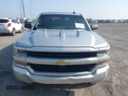 ✅ 2018 Chevrolet Silverado 1500 Custom • VIN: 1GCRCPEC4JZ110265 • Lot: 42534453. Wystawiony na IAAI z przebiegiem 210 589 mil. Bezpłatny archiwum sprzedaży aukcyjnych z USA i szczegółowy raport historii pojazdu na DreamBid. Zdjęcie 12.