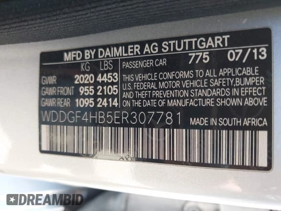 ✅ 2014 Mercedes-Benz C 250 Sport • VIN: WDDGF4HB5ER307781 • Lot: 42223138. Wystawiony na IAAI z przebiegiem 186 457 mil. Bezpłatny archiwum sprzedaży aukcyjnych z USA i szczegółowy raport historii pojazdu na DreamBid. Zdjęcie 9.