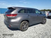 ✅ 2019 Toyota Highlander LE • VIN: 5TDBZRFH7KS984117 • Lot: 91138465. Listed on Copart with 106,268 mi. Free auction sales archive from the USA and detailed vehicle history report at DreamBid. Image 3.