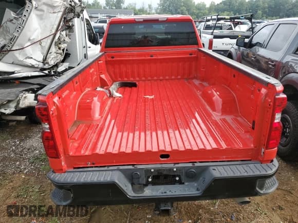 ✅ 2024 Chevrolet Silverado 2500HD Work Truck • VIN: 1GC4YLE74RF355345 • Лот: 66912035. Опубликован ранее на Copart с пробегом 19 142 миль. Бесплатный доступ к архиву аукционных продаж из США и подробный отчёт об истории автомобиля на DreamBid. Изображение 6.