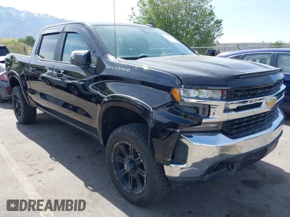 ✅ 2020 Chevrolet Silverado 1500 LT • VIN: 1GCUYDED1LZ102064 • Lot: 42368487. Listed on IAAI with 38,378 mi. Free auction sales archive from the USA and detailed vehicle history report at DreamBid. Image 1.