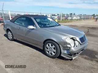 ✅ 2003 Mercedes-Benz CLK 320 • VIN: WDBLK65G33T142070 • Lot: 42802417. Wystawiony na IAAI z przebiegiem 221 288 mil. Bezpłatny archiwum sprzedaży aukcyjnych z USA i szczegółowy raport historii pojazdu na DreamBid. Zdjęcie 1.