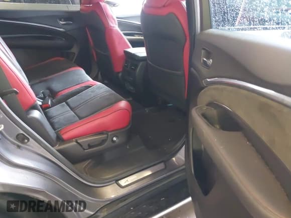 ✅ 2019 Acura MDX Technology • VIN: 5J8YD4H0XKL025557 • Lot: 42365567. Wystawiony na IAAI z przebiegiem 102 733 mil. Bezpłatny archiwum sprzedaży aukcyjnych z USA i szczegółowy raport historii pojazdu na DreamBid. Zdjęcie 8.