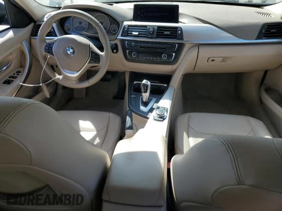 ✅ 2012 BMW 3 Series 328i • VIN: WBA3C1C50CF434189 • Lot: 81856685. Listed on Copart with 112,512 mi. Free auction sales archive from the USA and detailed vehicle history report at DreamBid. Image 8.