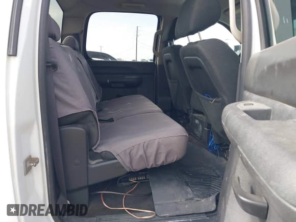 ✅ 2013 Chevrolet Silverado 2500HD LT • VIN: 1GC1KXCG2DF139002 • Lot: 41979888. Listed on IAAI with 198,634 mi. Free auction sales archive from the USA and detailed vehicle history report at DreamBid. Image 8.