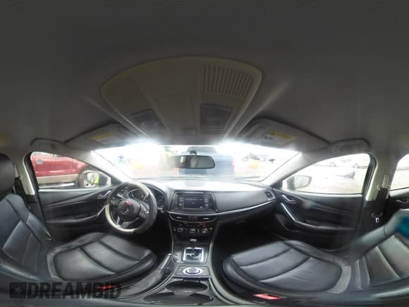 ✅ 2014 Mazda 6 i Touring • VIN: JM1GJ1V5XE1102011 • Lot: 43402861. Wystawiony na IAAI z przebiegiem 187 012 mil. Bezpłatny archiwum sprzedaży aukcyjnych z USA i szczegółowy raport historii pojazdu na DreamBid. Zdjęcie 18.