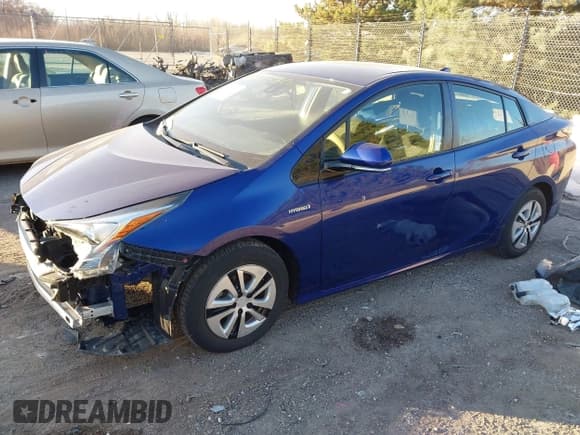✅ 2018 Toyota Prius Two • VIN: JTDKBRFU6J3585359 • Lot: 43707330. Listed on IAAI with 43,837 mi. Free auction sales archive from the USA and detailed vehicle history report at DreamBid. Image 2.
