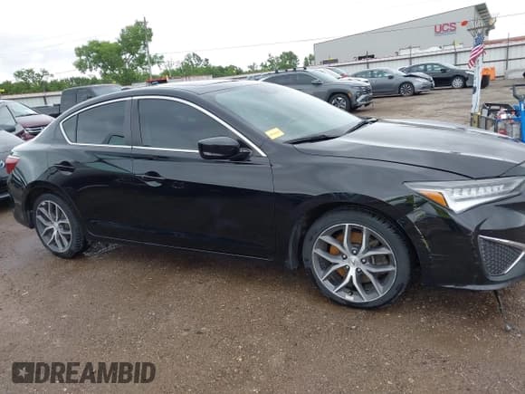 ✅ 2021 Acura ILX Premium • VIN: 19UDE2F74MA002189 • Lot: 42378519. Wystawiony na IAAI z przebiegiem 83 321 mil. Bezpłatny archiwum sprzedaży aukcyjnych z USA i szczegółowy raport historii pojazdu na DreamBid. Zdjęcie 13.