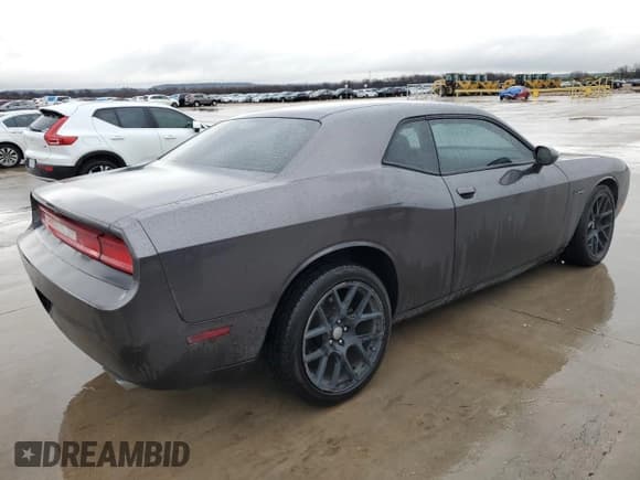✅ 2014 Dodge Challenger SXT • VIN: 2C3CDYAGXEH195057 • Lot: 44959575. Wystawiony na Copart z przebiegiem 181 395 mil. Bezpłatny archiwum sprzedaży aukcyjnych z USA i szczegółowy raport historii pojazdu na DreamBid. Zdjęcie 3.